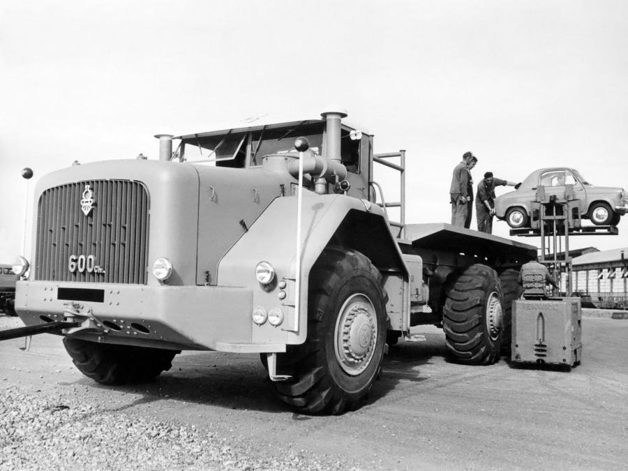 Berliet T100-600 1957 года  (фото 4 из 11)